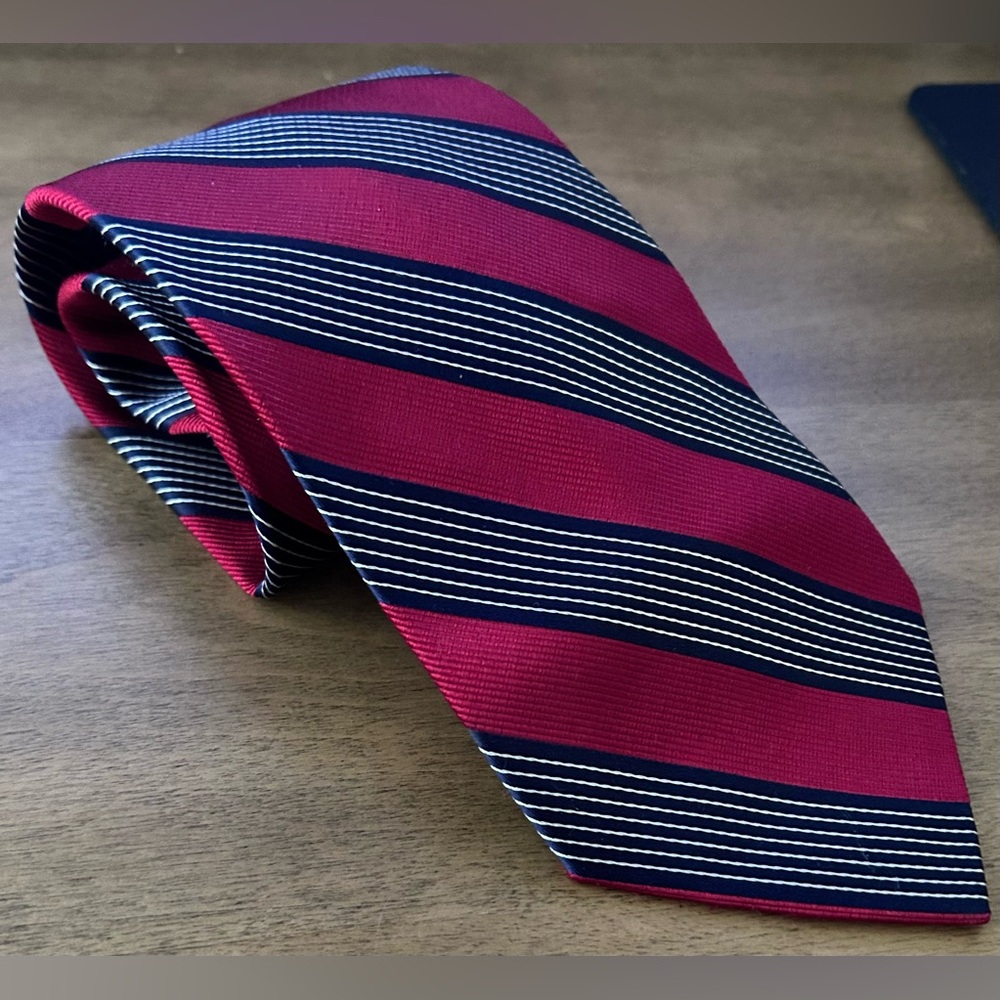 Nautica Elegant Red and Navy Striped Tie